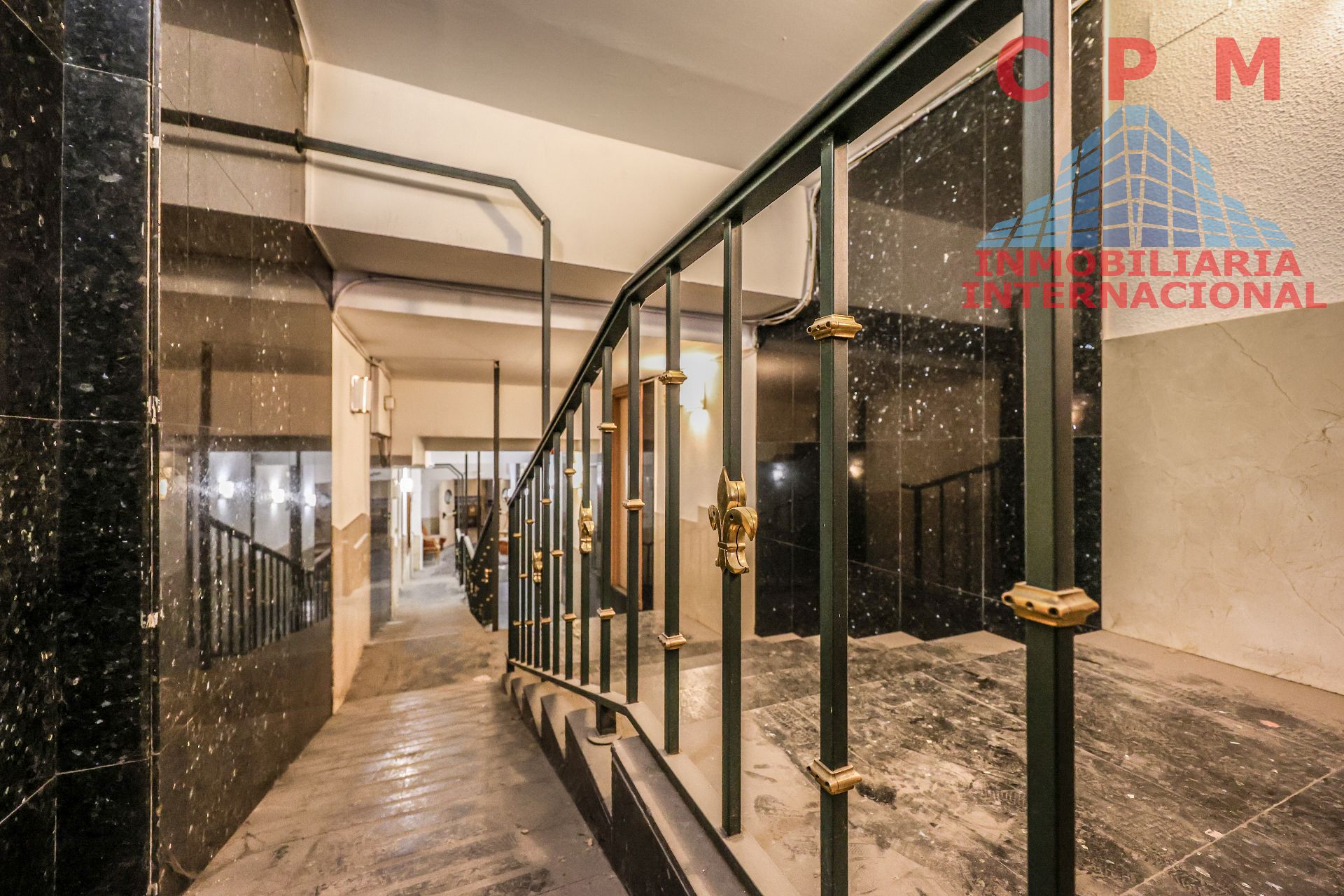 Premises for sale in  Madrid Capital  with Air Conditioner, Heating and Terrace