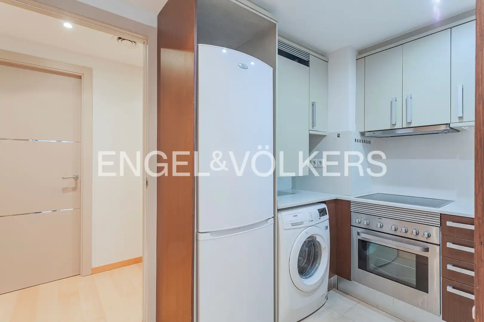 Cuina de Pis en venda en Barcelona amb Aire condicionat, Calefacció i Parquet
