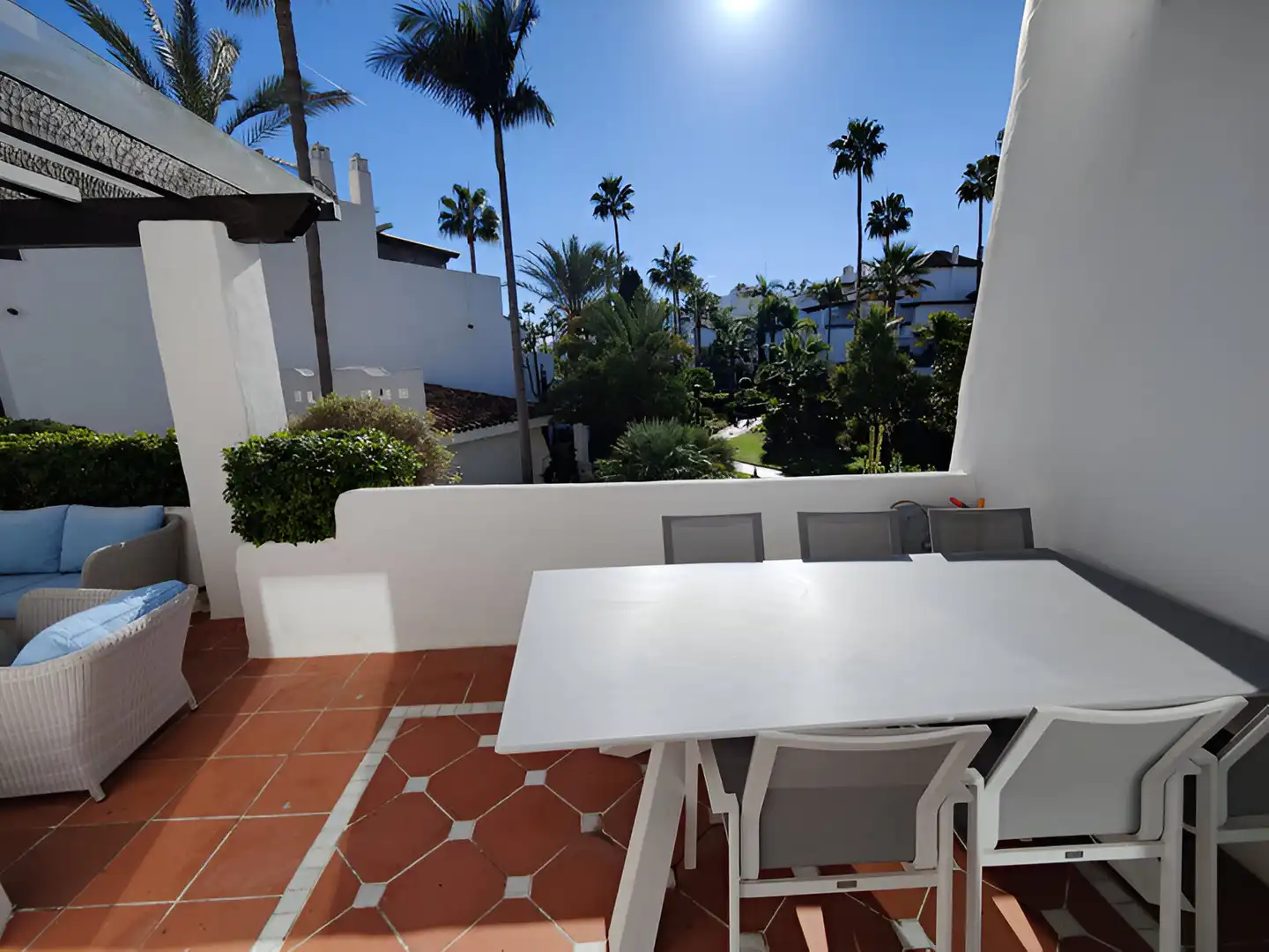 Habitatge amb piscina en venda a Nueva Andalucía, imagen 5
