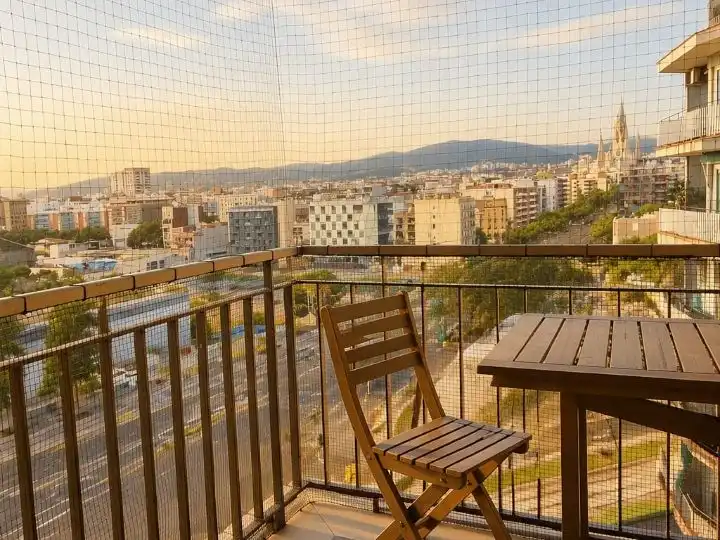 Piso con ascensor en venta en Carrer de la Marina 114