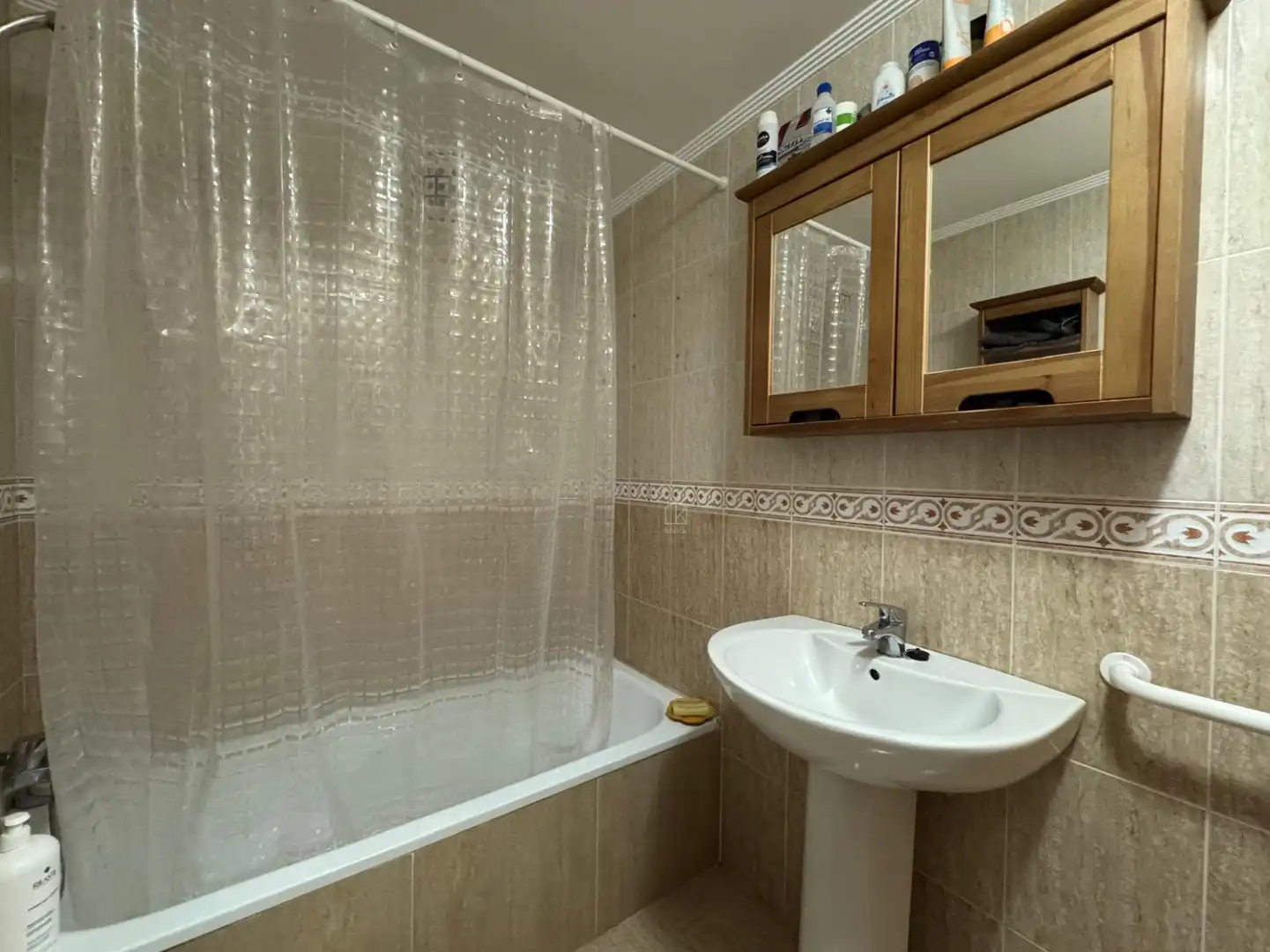Baño de Piso en venta en Parres con Calefacción, Jardín privado y Trastero