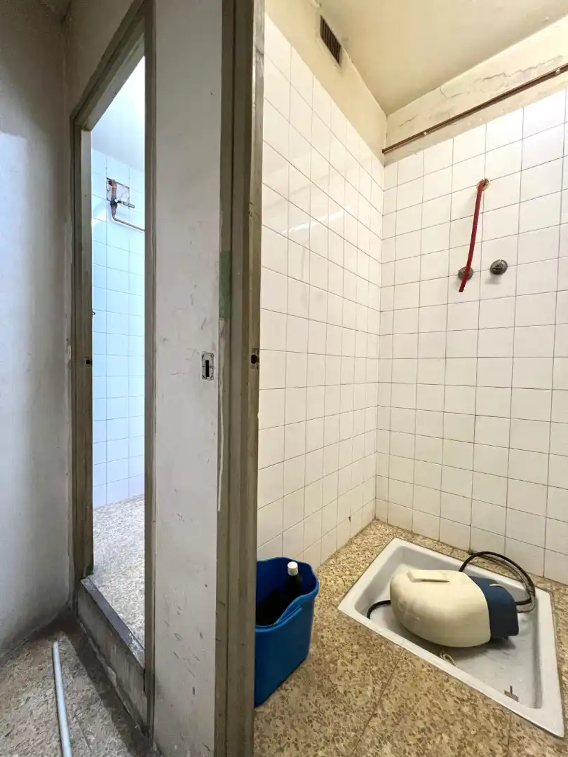 Baño de Local en venta en Barcelona