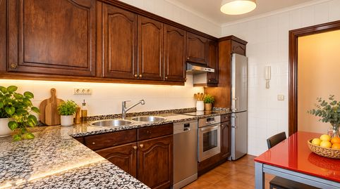 Foto 2 de Piso en venta en Santa Ana Kalea, Las Arenas, Getxo
