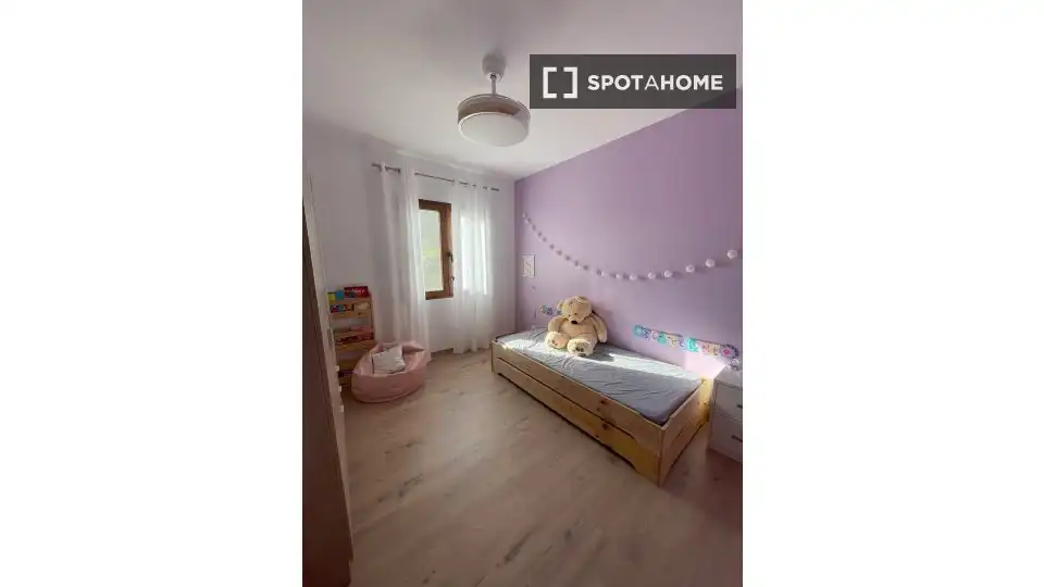 Bedroom of Flat for rent in Bétera  with Air Conditioner, Heating and Furnished