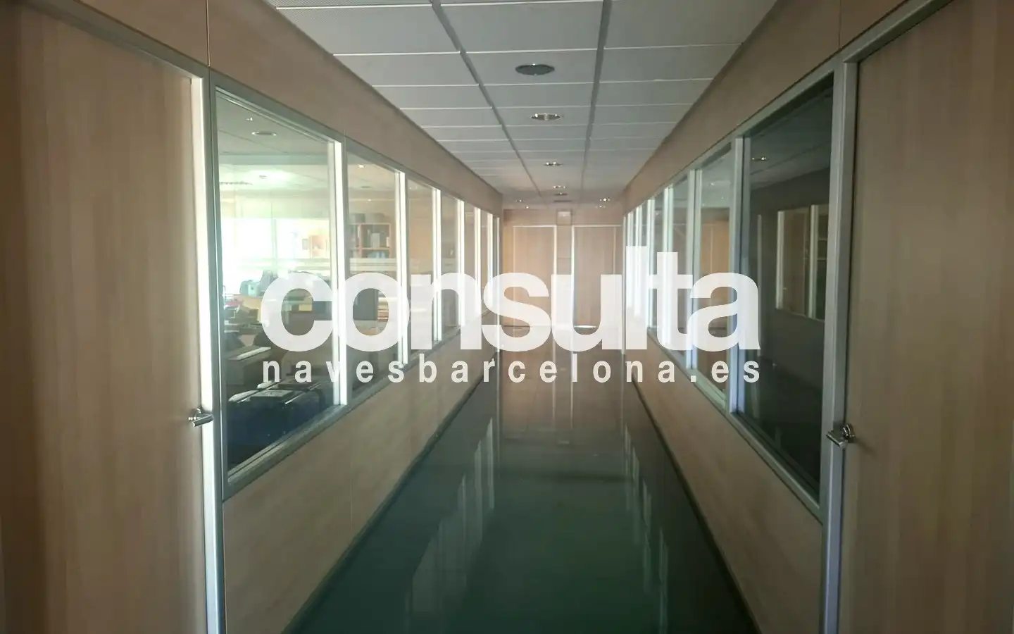 Fabrikhallen zur Miete in Passeig de Can Sagrera, 33, Mas Lluí - Els Miralls
