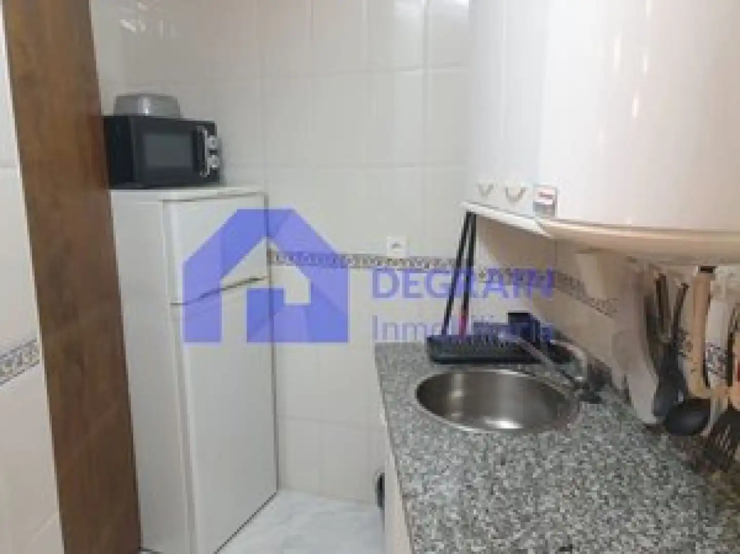 Cocina de Piso de alquiler en Oviedo 