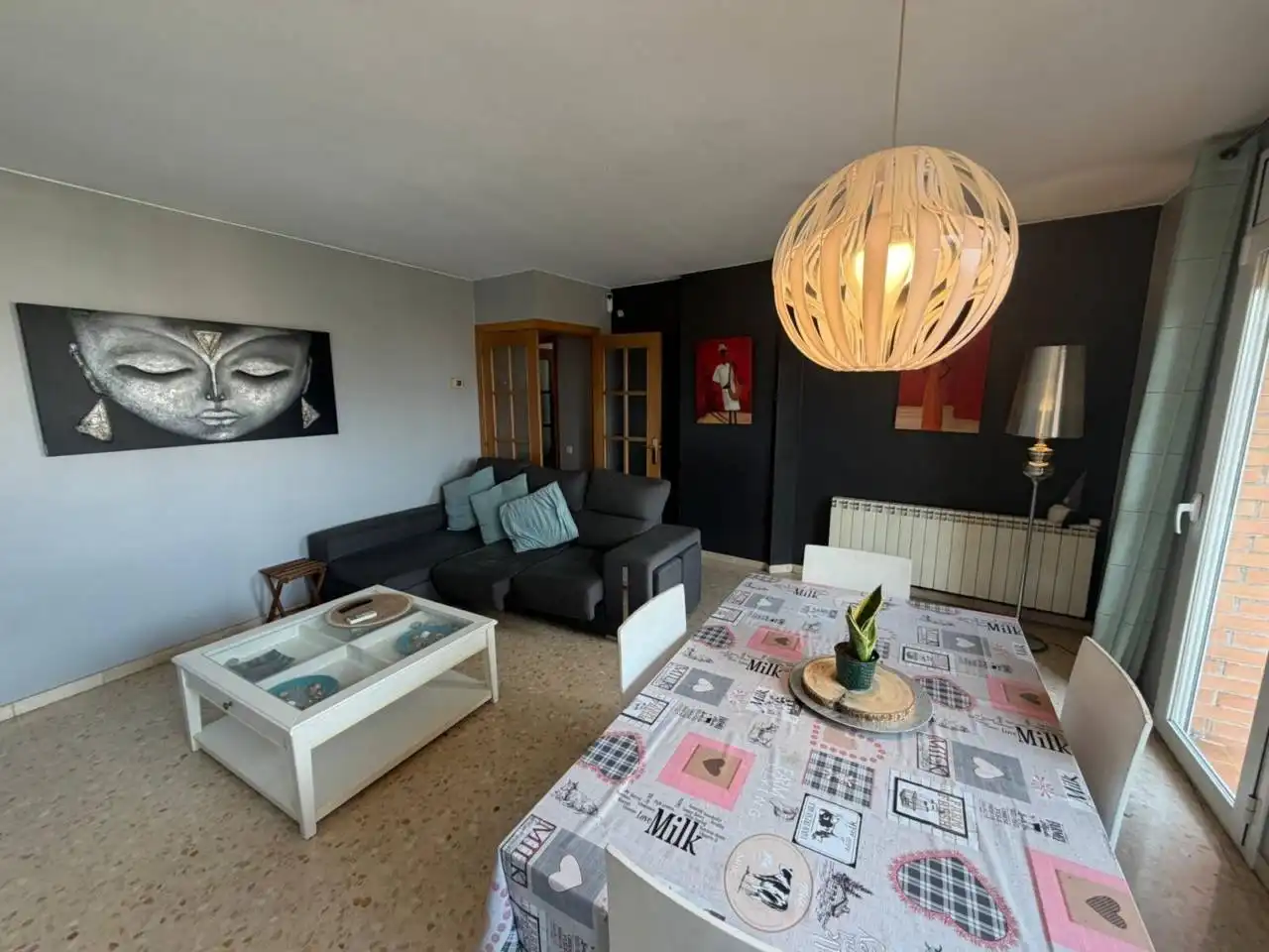 Living room of Flat for sale in Terrassa  with Air Conditioner, Heating and Balcony