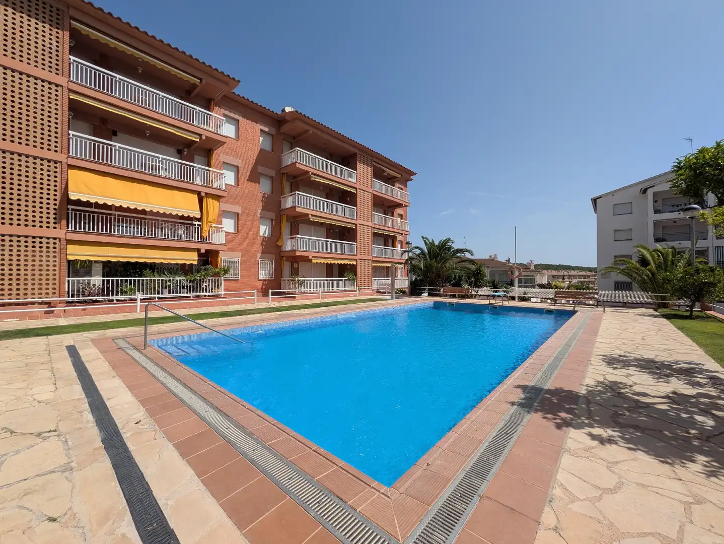 Piscina de Àtic en venda en Roda de Berà amb Jardí privat, Traster i Piscina