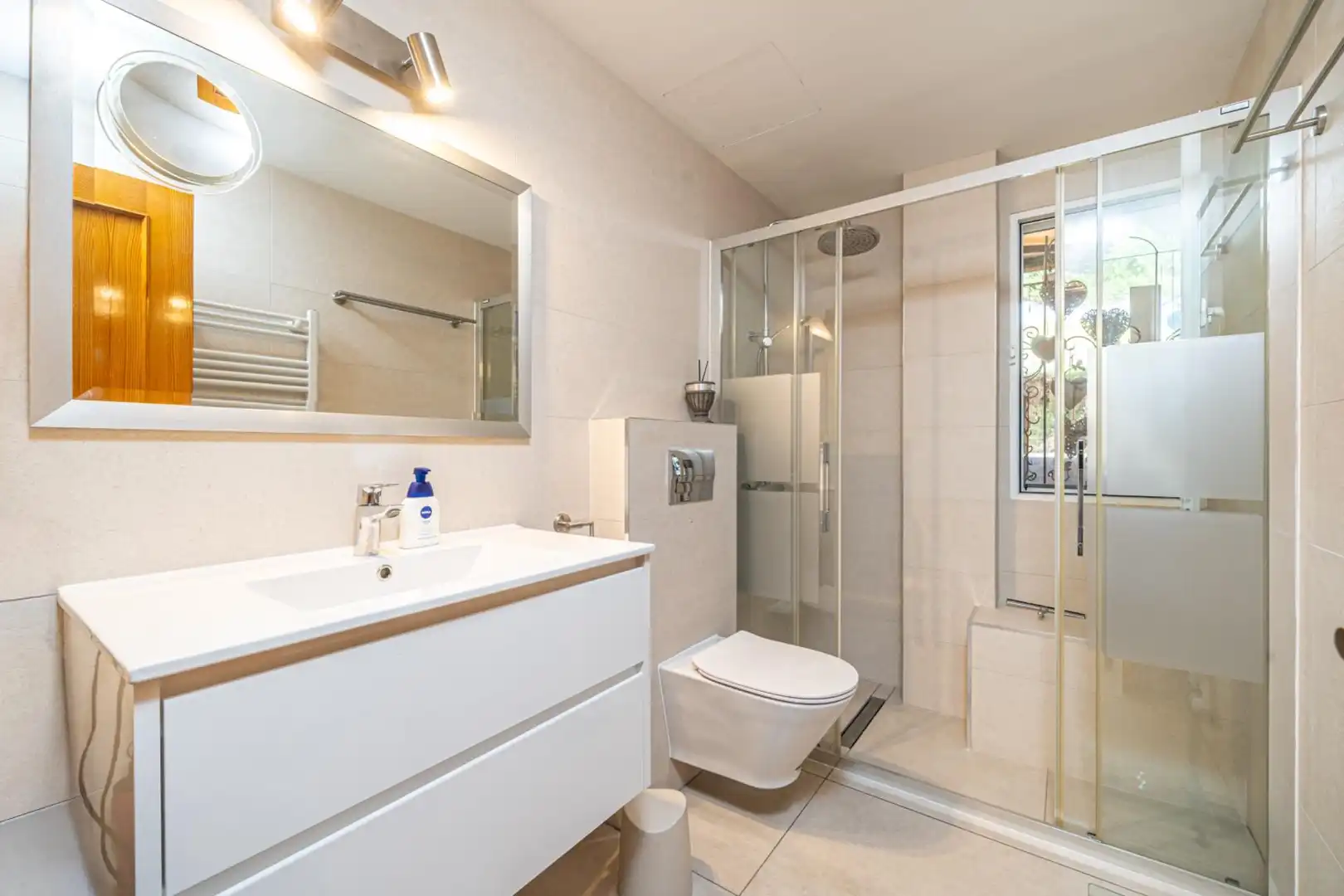 Baño de Planta baja en venta en Sant Llorenç des Cardassar con Aire acondicionado, Calefacción y Jardín privado