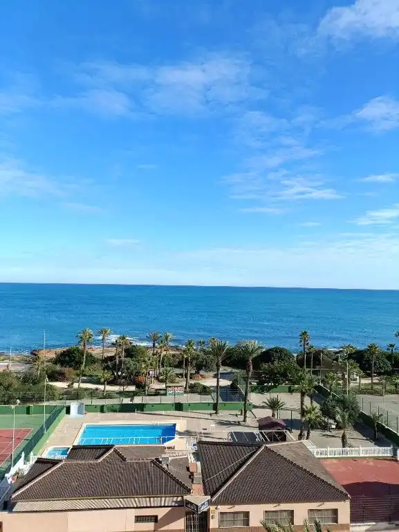 Apartament amb terrassa en venda a La Mata, imagen 3