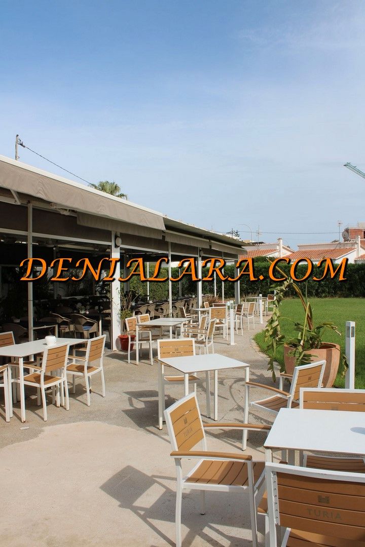 Geschaftsraum miete in Dénia mit Klimaanlage, Heizung und Terrasse
