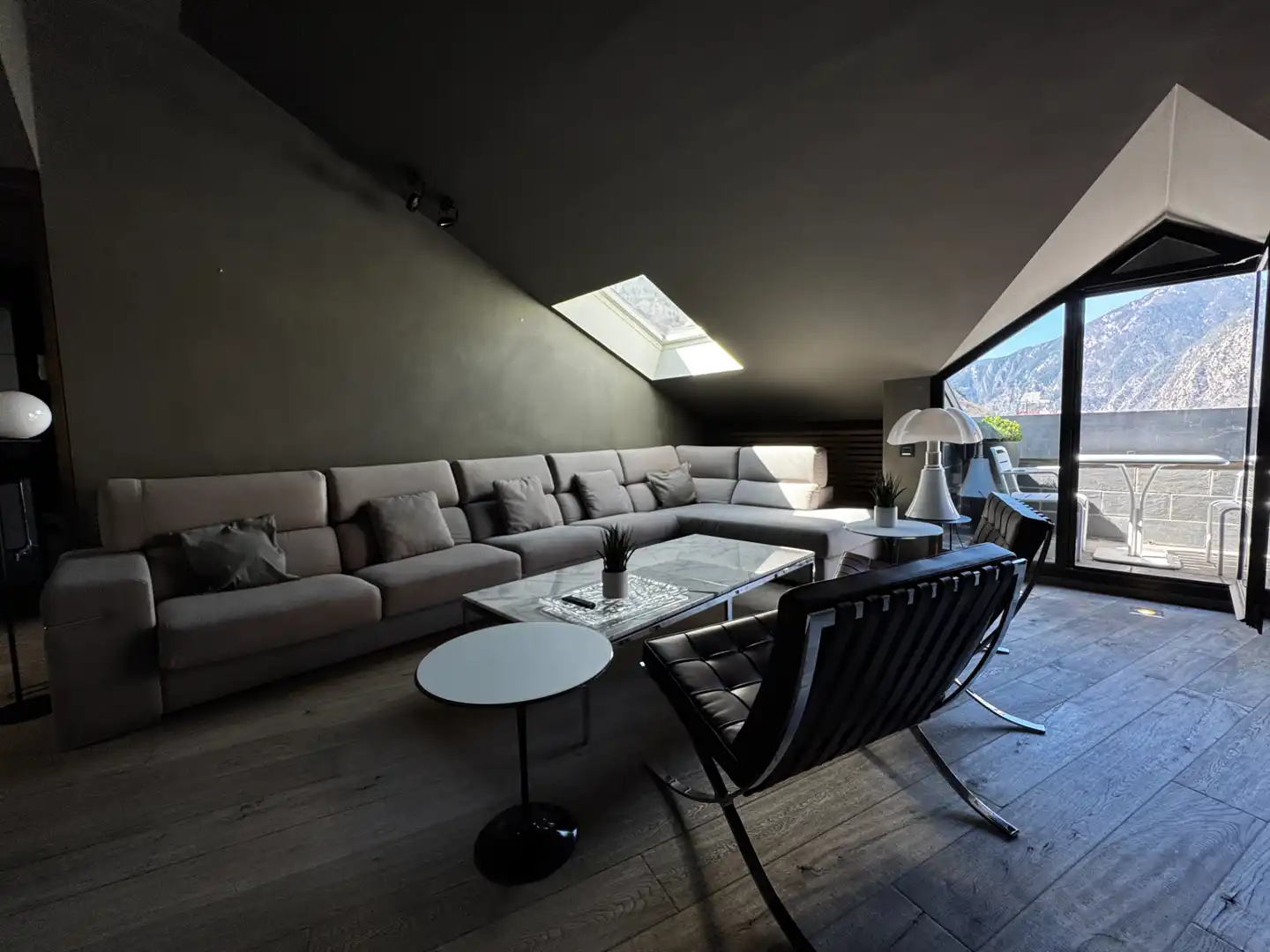 Living room of Attic for sale in Escaldes – Engordany  with Air Conditioner, Heating and Parquet flooring