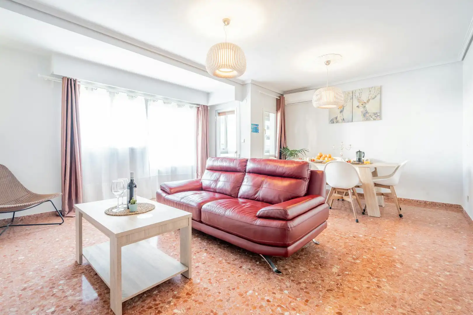 Living room of Flat for rent in Valencia  with Air Conditioner, Furnished and Washing machine