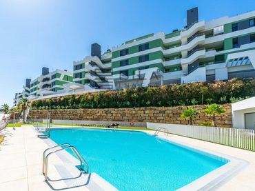 Pis amb piscina en venda a Urb. Ipanema Homes