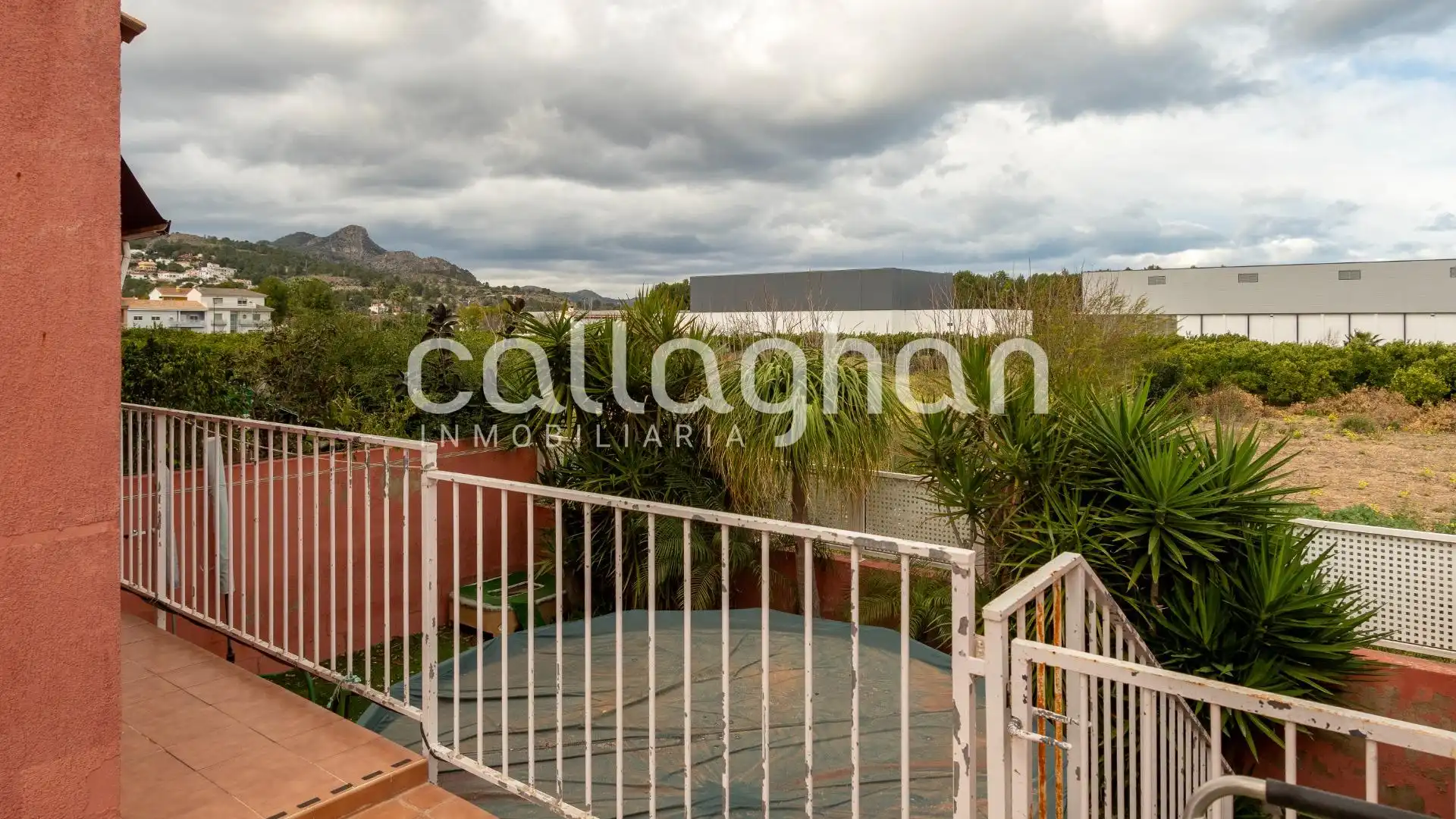 Vista exterior de Casa adosada en venta en El Real de Gandia con Aire acondicionado, Calefacción y Piscina