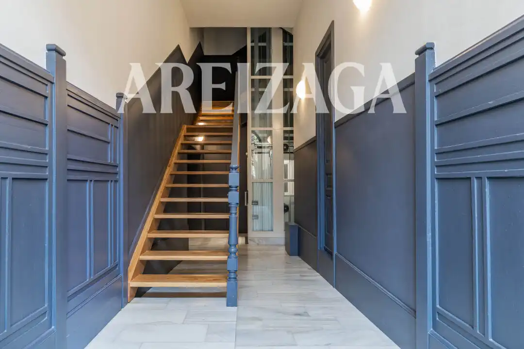 Ático en venta en Donostia - San Sebastián  con Calefacción y Amueblado