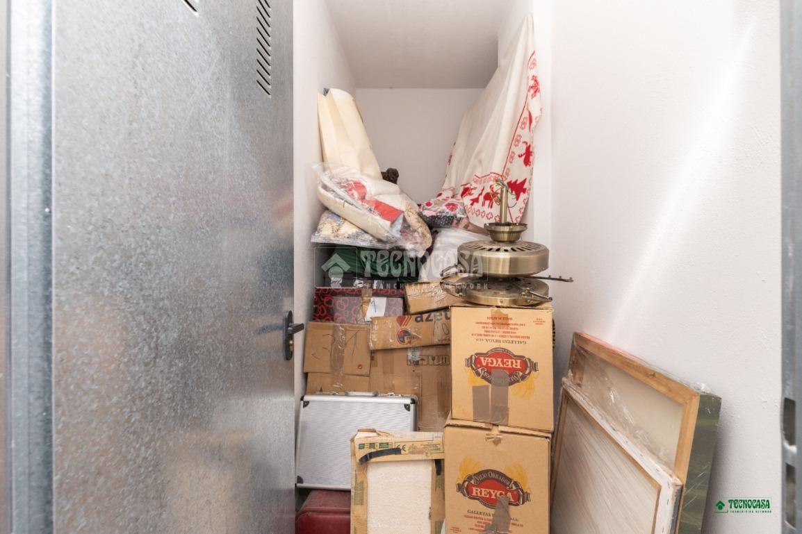 Piso en venta en  Almería Capital