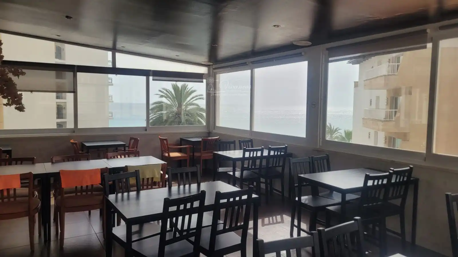 Business premises for transfer in Avenida Joan Miro, imagen 4