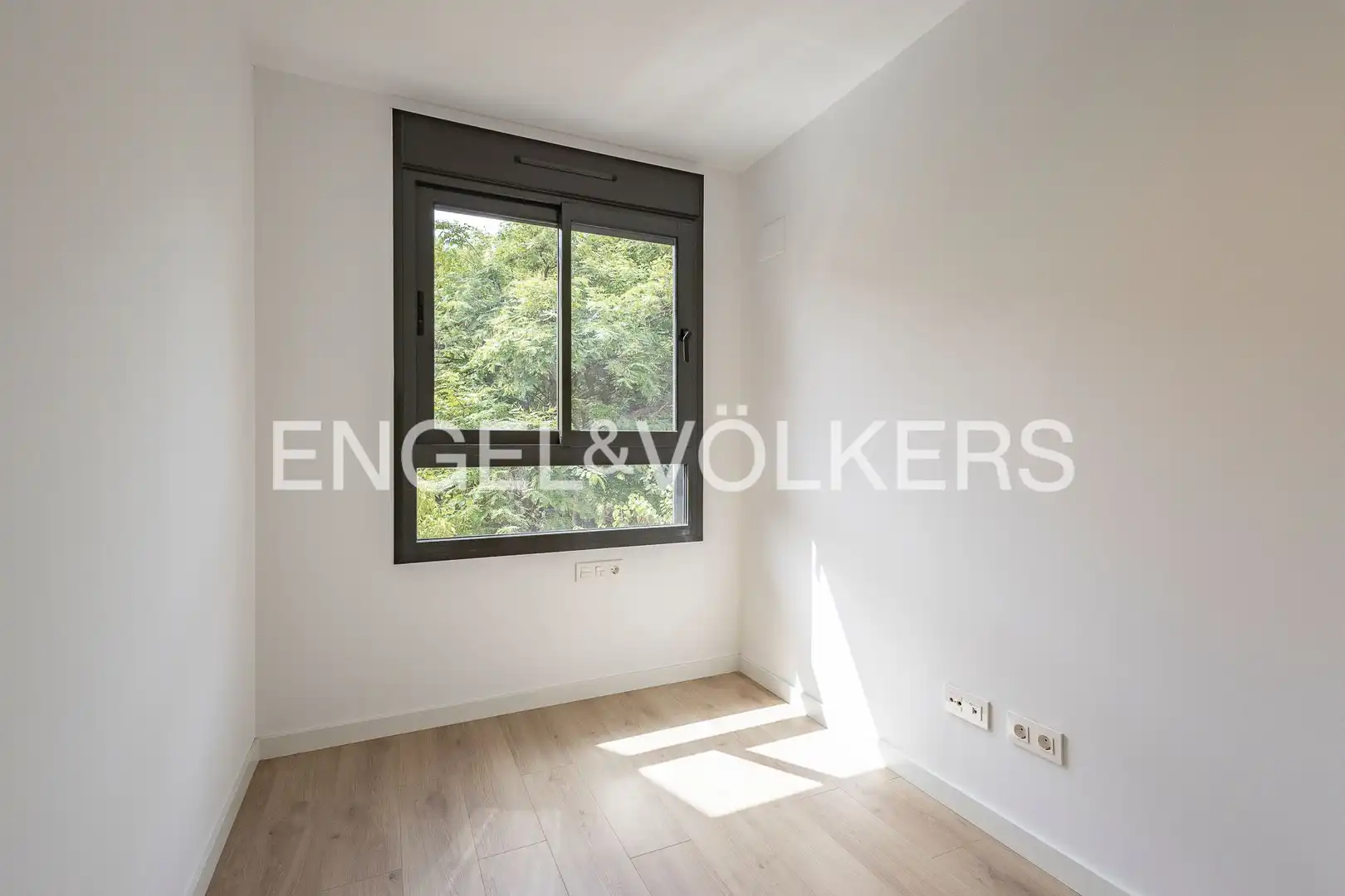 Schlafzimmer von Wohnung zur Miete in Esplugues de Llobregat mit Klimaanlage, Heizung und Parkett