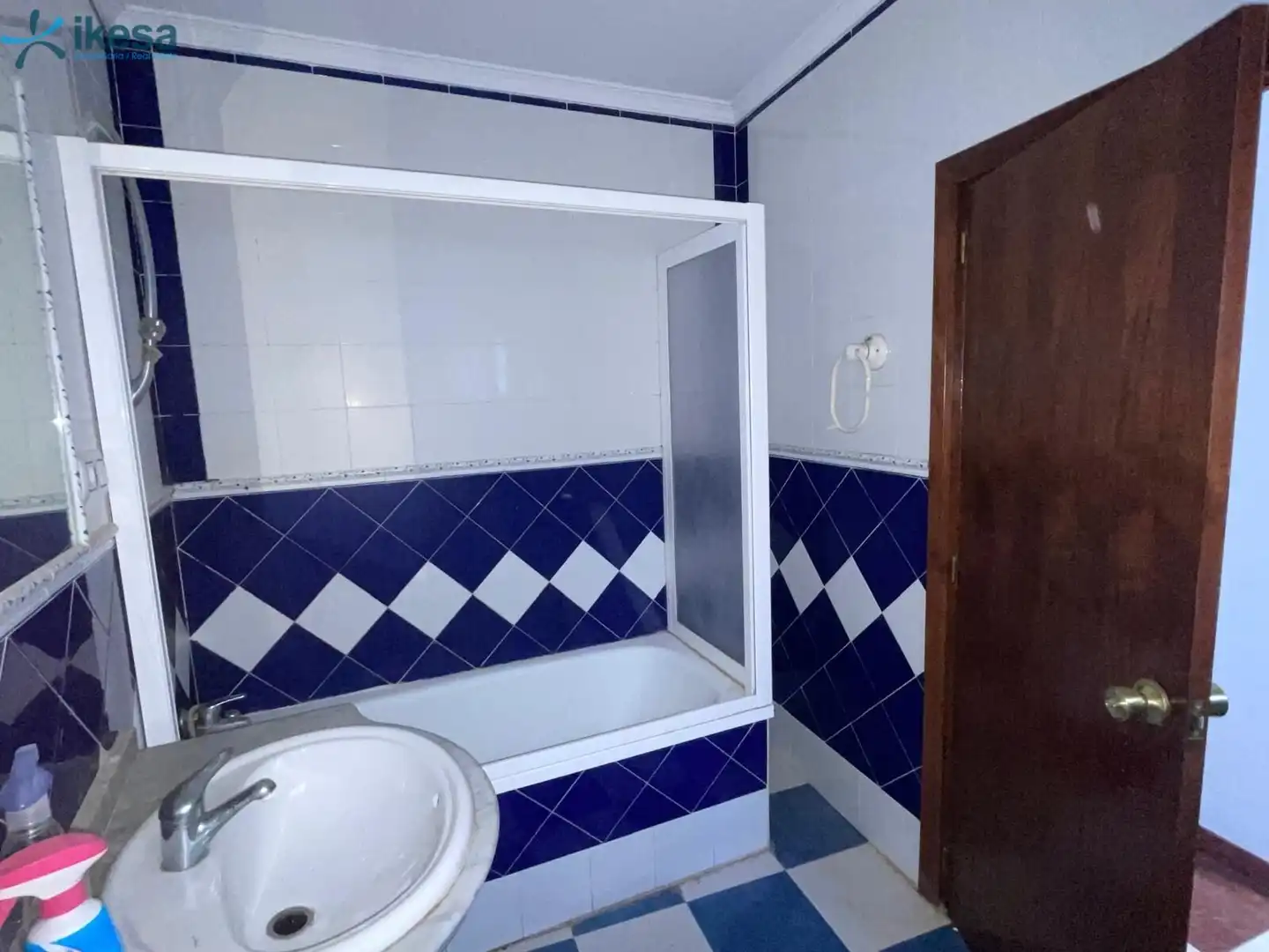 Casa adosada en venta en Constantina