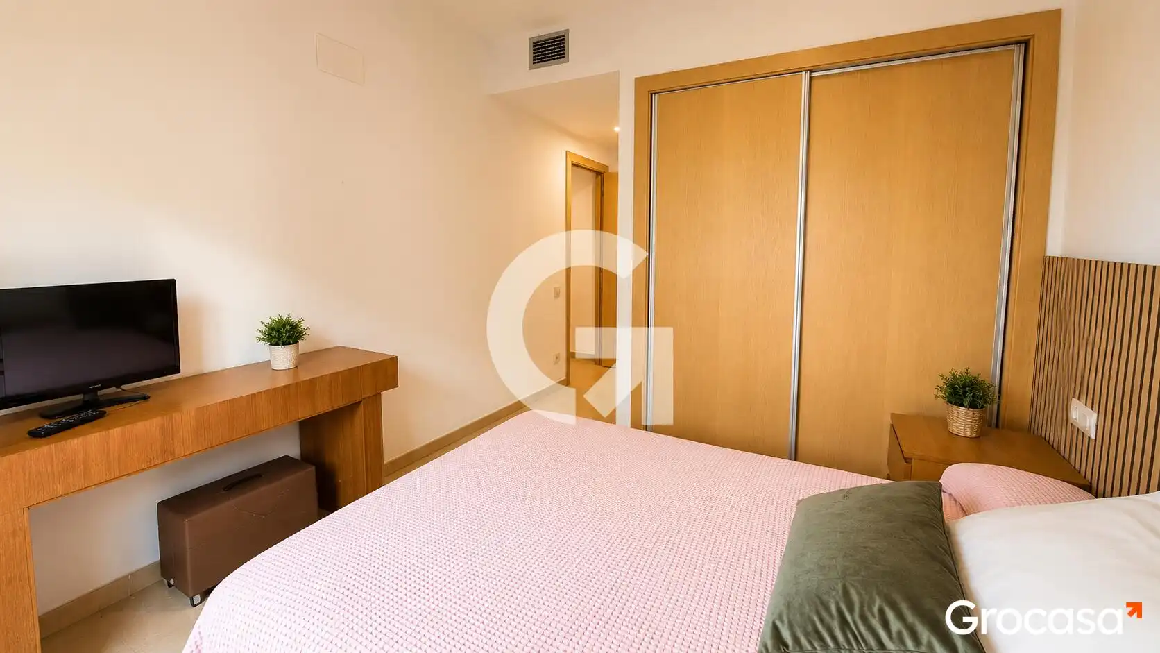 Schlafzimmer von Wohnung zum Verkauf in Lloret de Mar mit Klimaanlage, Terrasse und Gemeinschaftspool