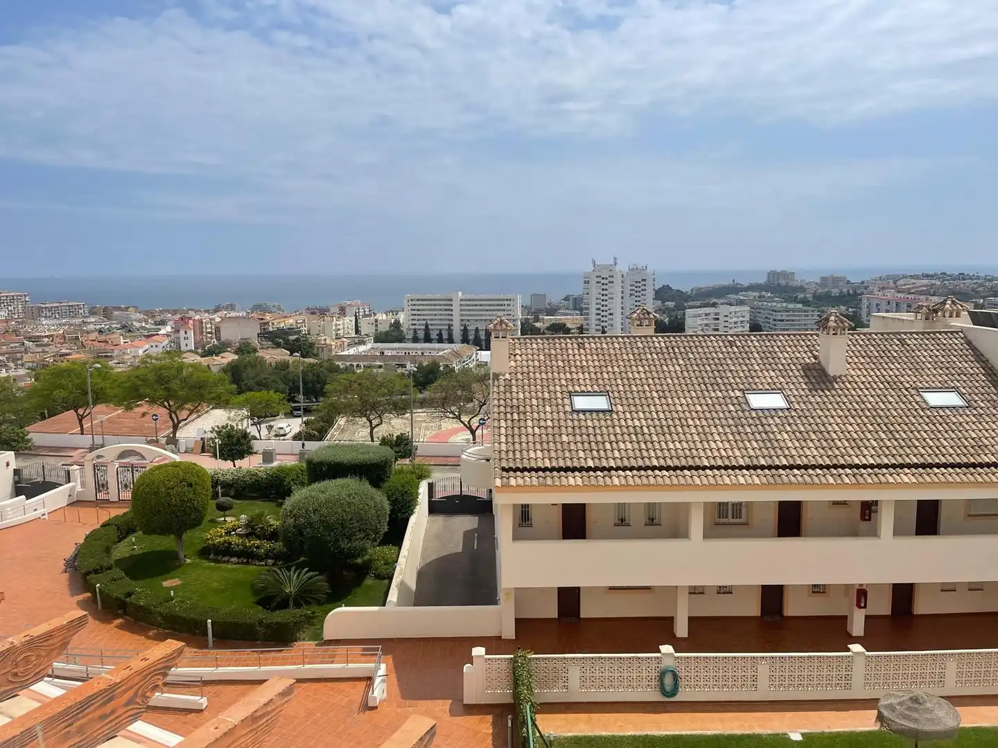 Vista exterior de Piso en venta en Benalmádena con Aire acondicionado, Terraza y Trastero