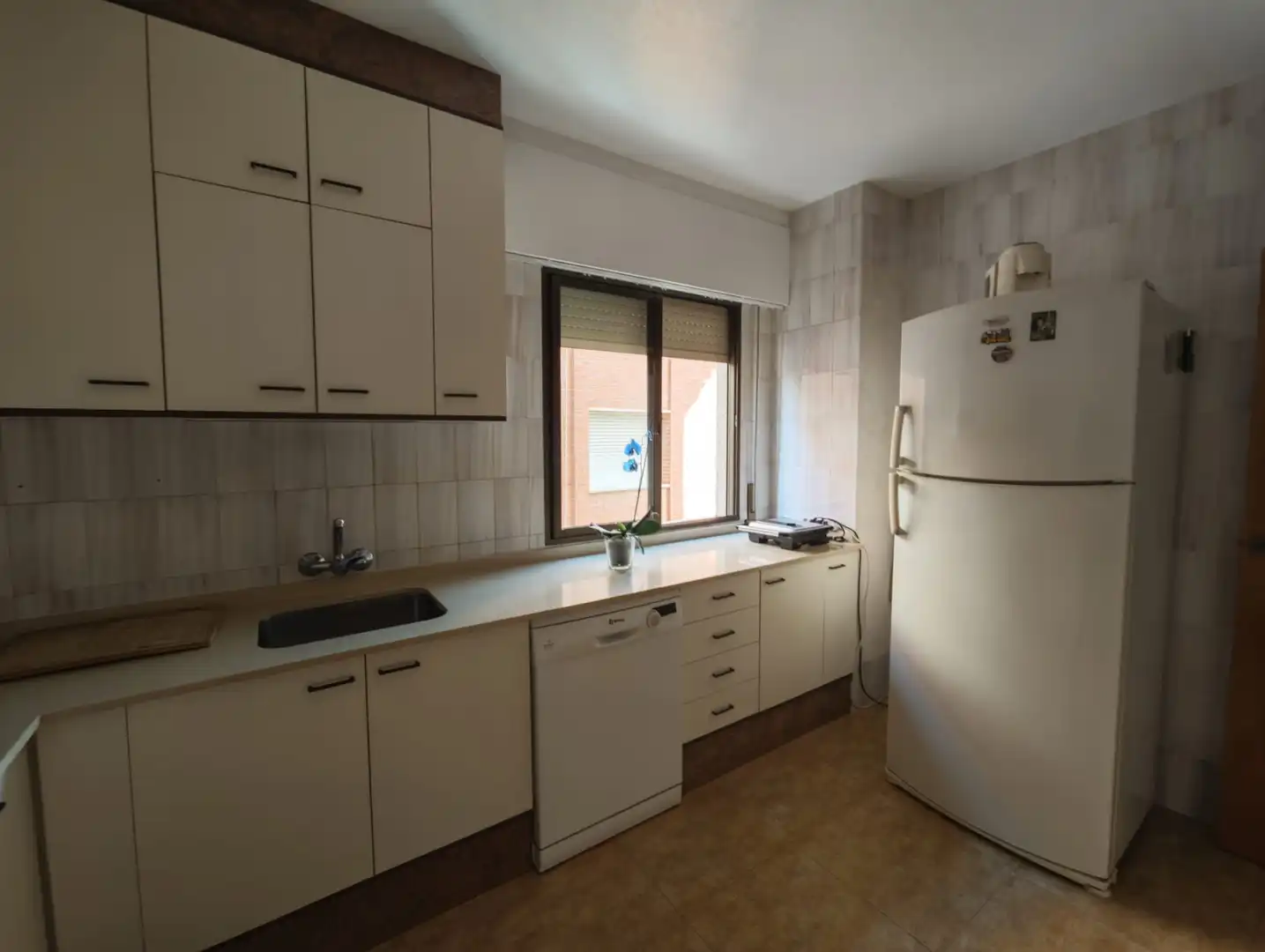 Cuina de Pis en venda en Totana amb Aire condicionat, Terrassa i Moblat