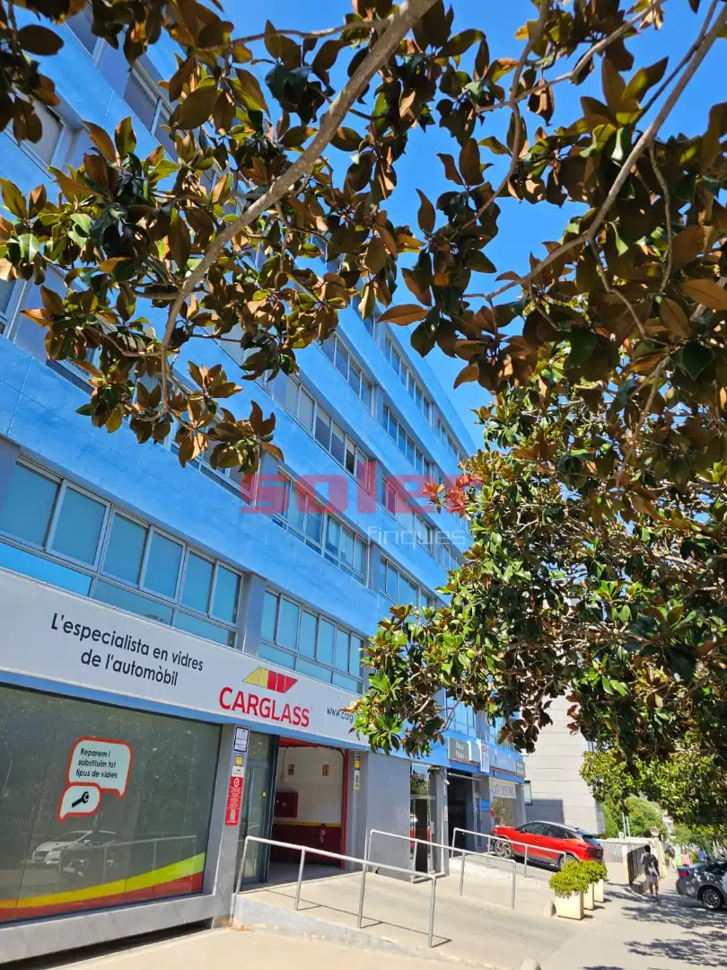 Ufficio con ascensore in vendita a Avinguda de Cerdanyola, imagen 24