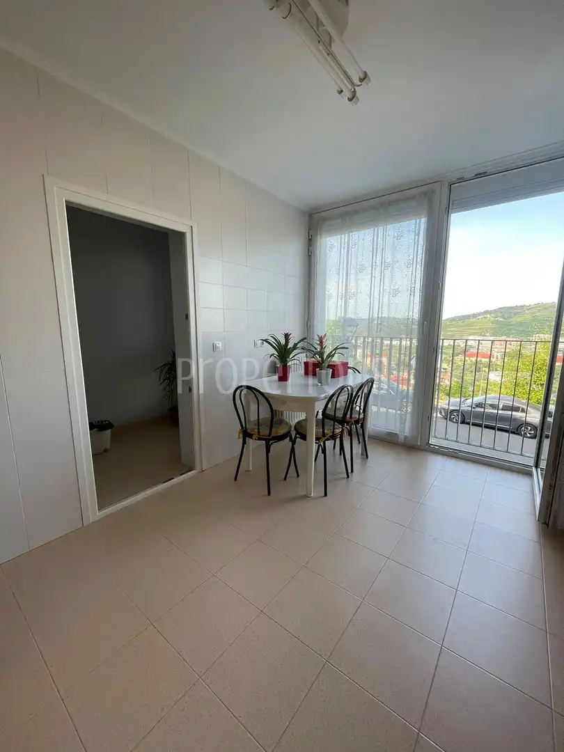 Chalet con terraza en venta en calle tranviarios