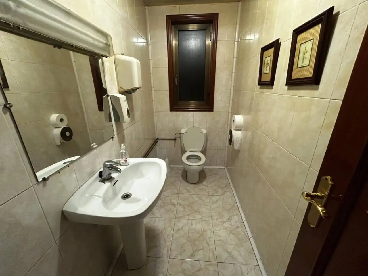 Baño de Nave industrial de alquiler en Oiartzun