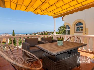 Chalet con piscina en venta en El Montgó