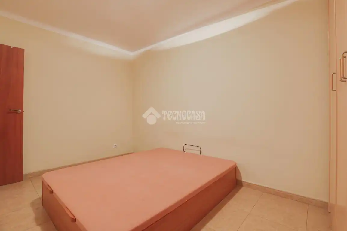 Habitación de Piso en venta en Mollet del Vallès con Amueblado y Balcón