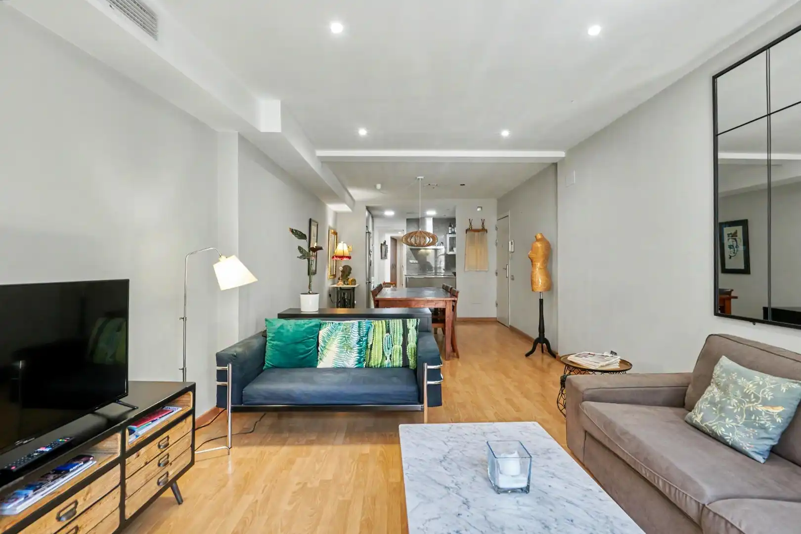 Living room of Flat for sale in Barcelona  with Air Conditioner, Heating and Parquet flooring