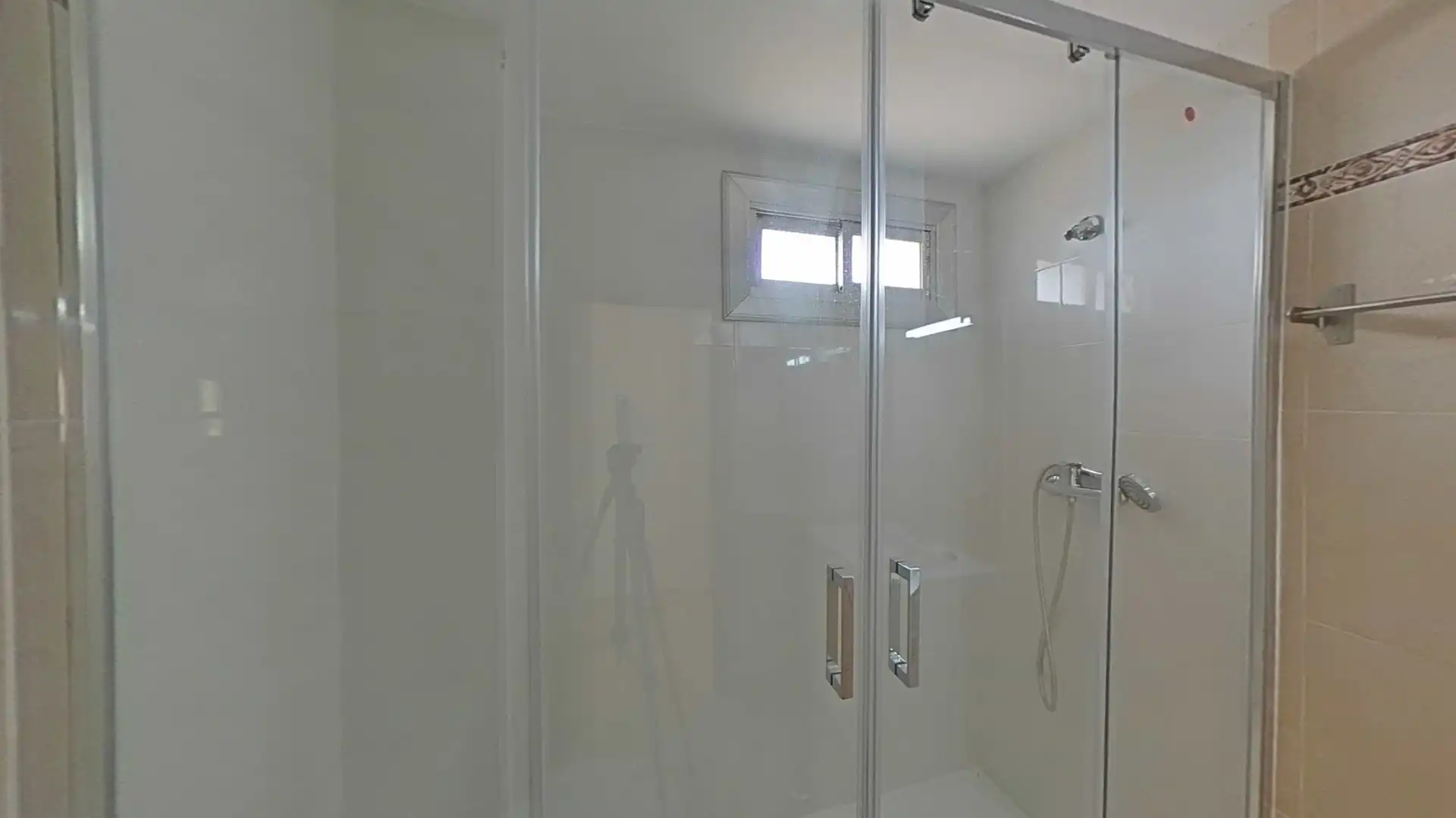 Baño de Piso en venta en Barcelona con Calefacción y Amueblado
