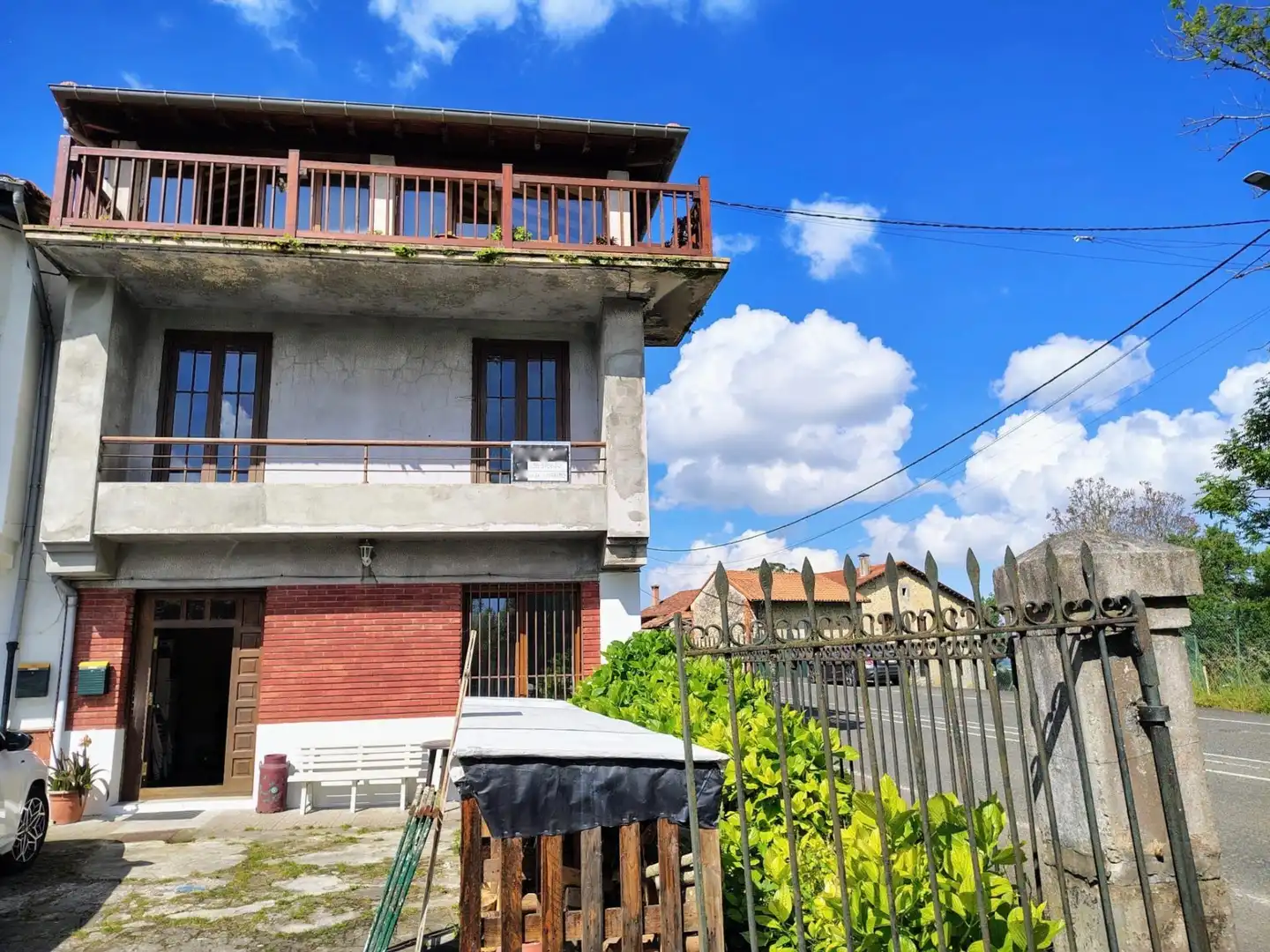 Vista exterior de Casa adosada en venta en Ribamontán al Monte con Calefacción, Jardín privado y Terraza