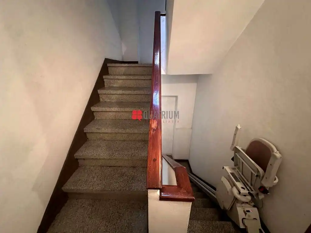 Casa o xalet en venda en Santiago de Compostela  amb Terrassa, Traster i Balcó