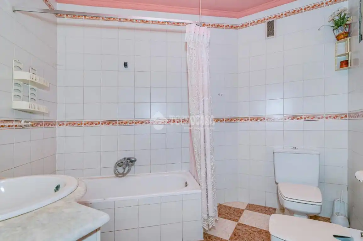 Flat with terrace for sale in Loja, imagen 20