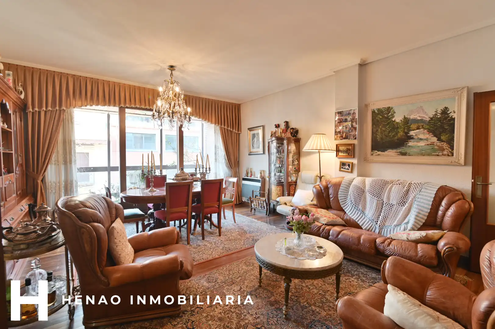 Living room of Flat for sale in Abando - Albia