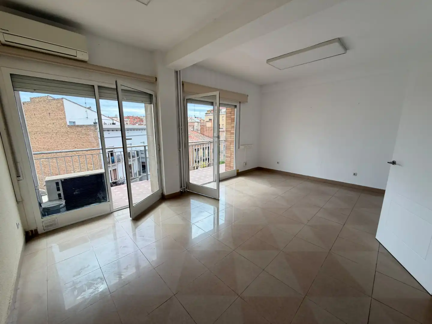 Oficina con terraza en alquiler en Rambla de Ferran 52, imagen 13