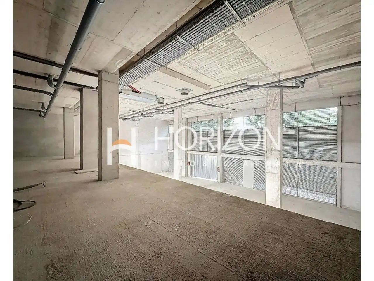 Commercial properties for sale in Sant Feliu de Llobregat  with Alarm