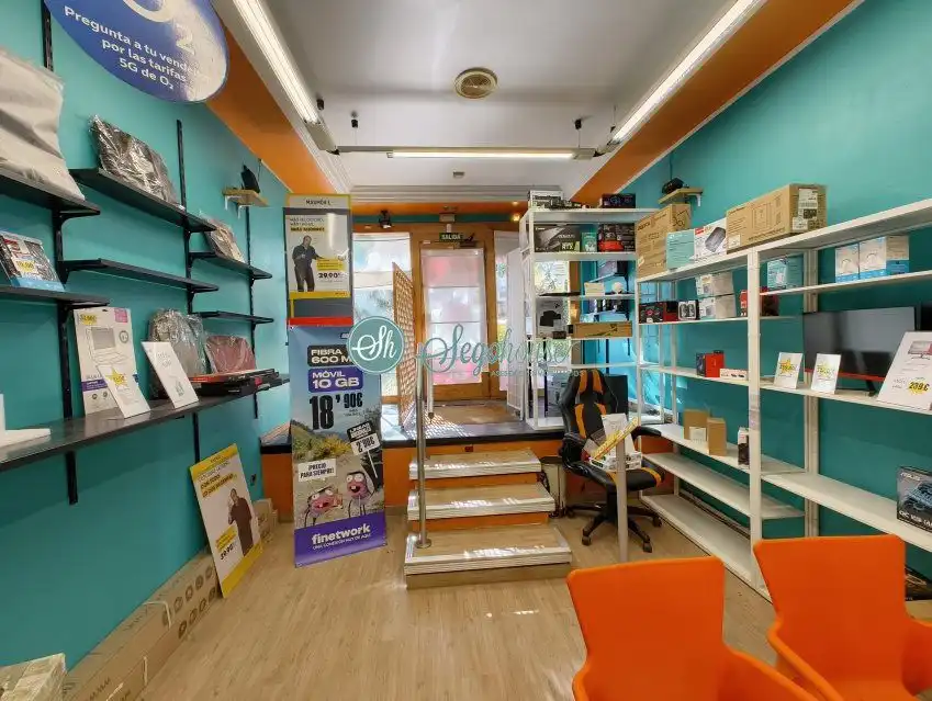Commercial properties for rent in Segovia  with Air Conditioner
