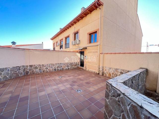 Piso en Venta en Torres de la Alameda