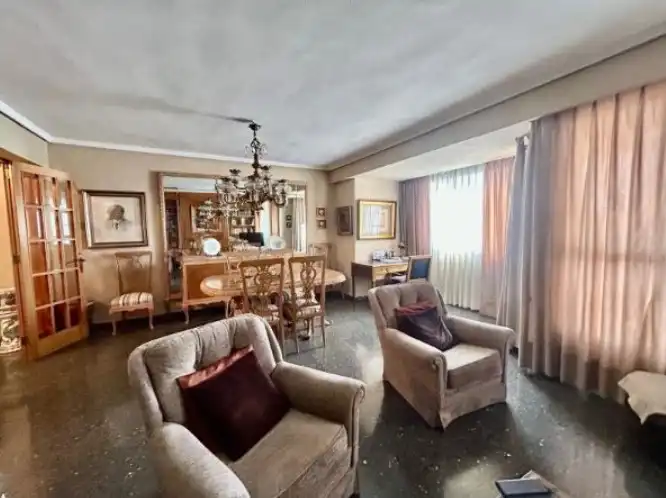 Flat with terrace for sale in Carrer del Mestre Racional 27, imagen 3