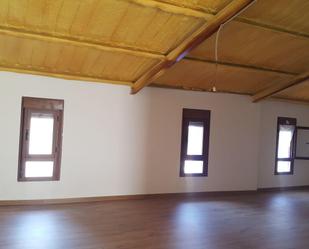 Sala d'estar de Casa o xalet en venda en Sástago amb Calefacció, Parquet i Terrassa