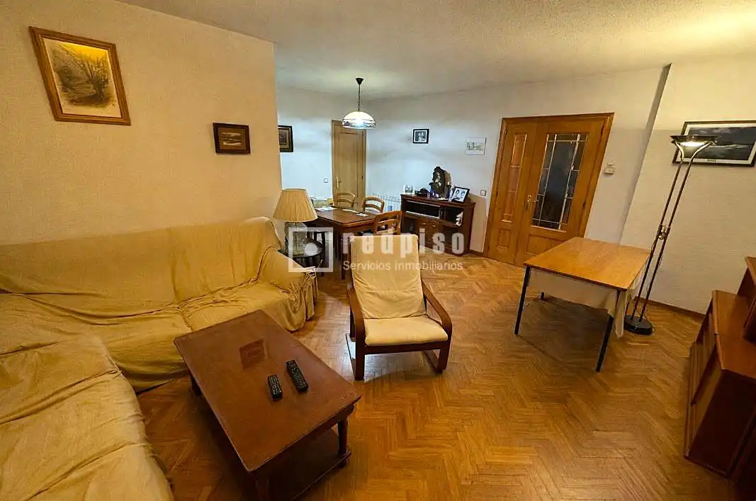 Wohnzimmer von Wohnung zum Verkauf in Coslada mit Heizung, Privatgarten und Terrasse