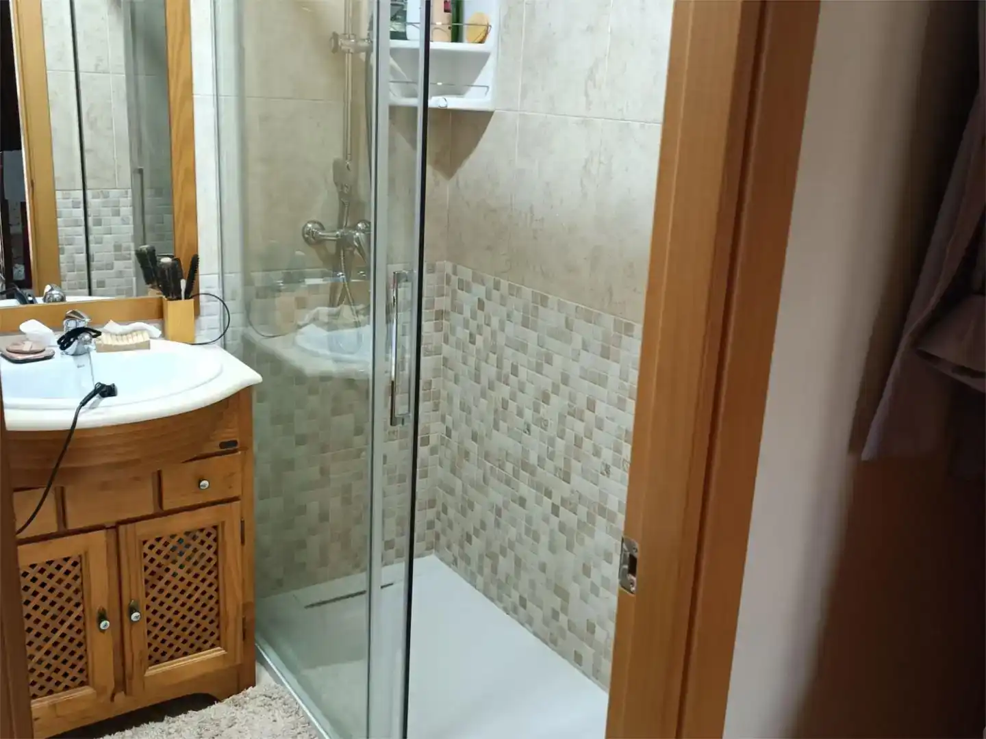 Bany de Pis en venda en La Rinconada amb Aire condicionat i Traster