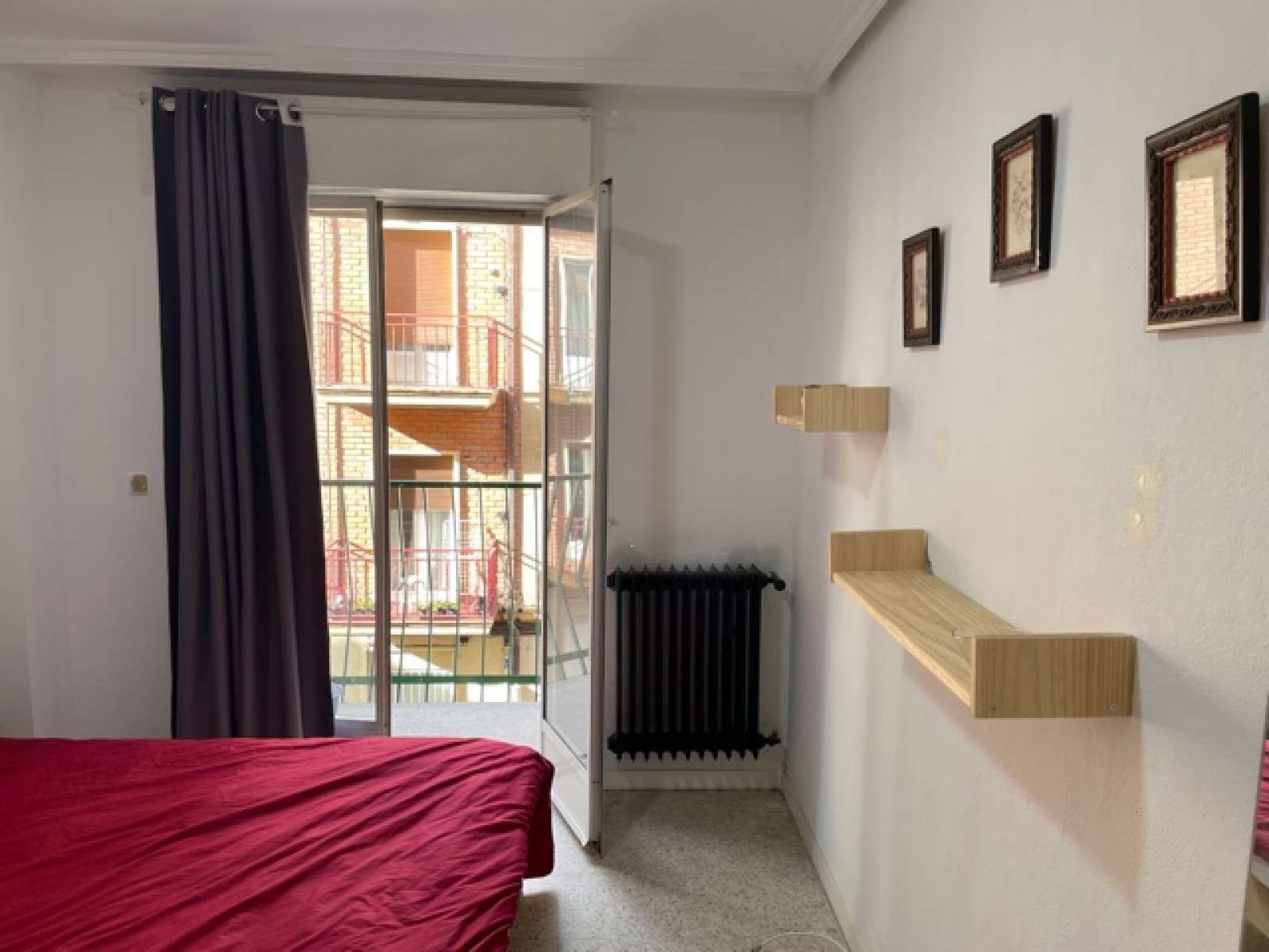 Bedroom of Flat to share in Salamanca Capital  with Air Conditioner and Terrace