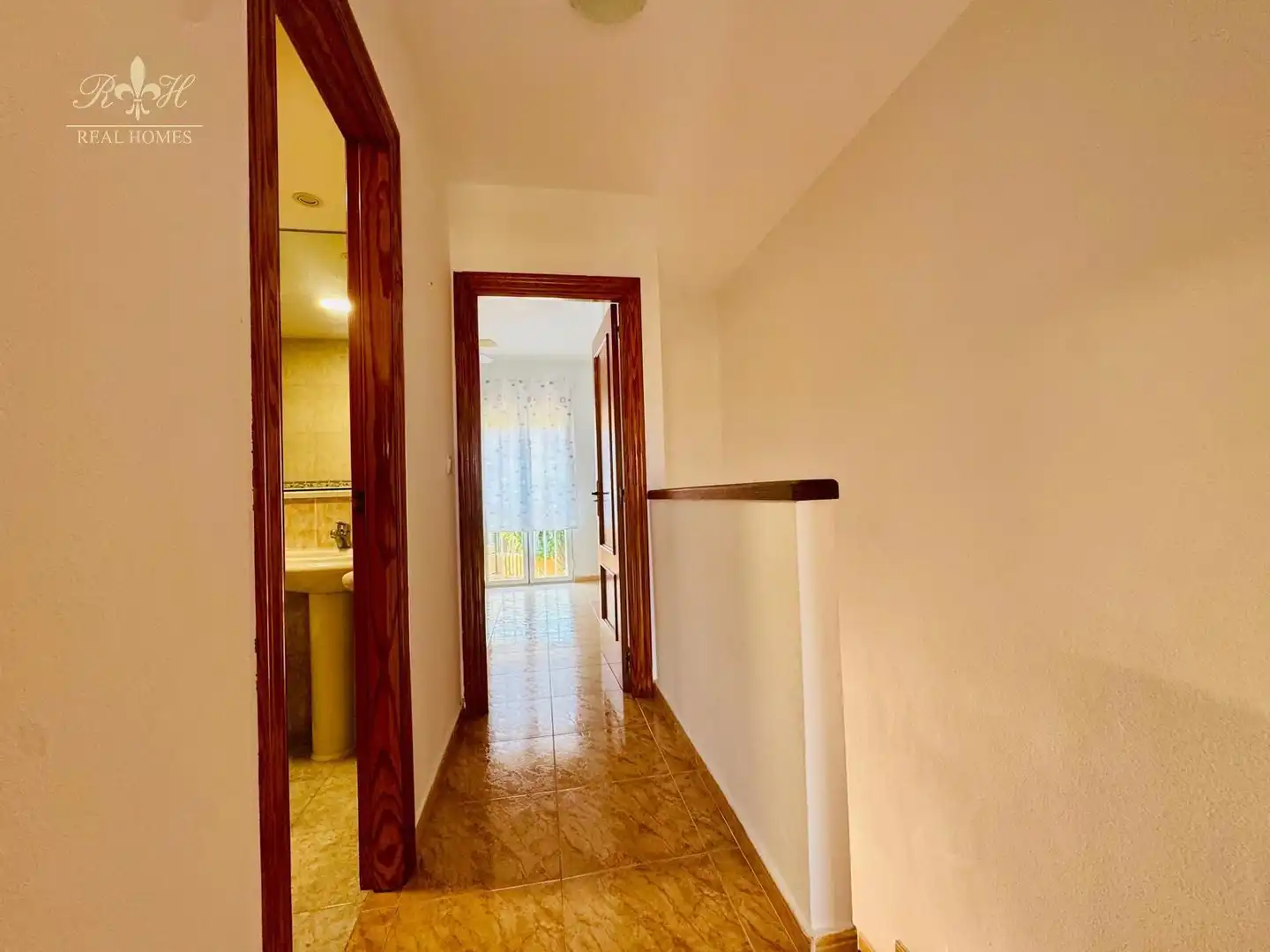 Dúplex en venta en L'Alfàs del Pi con Aire acondicionado, Jardín privado y Piscina