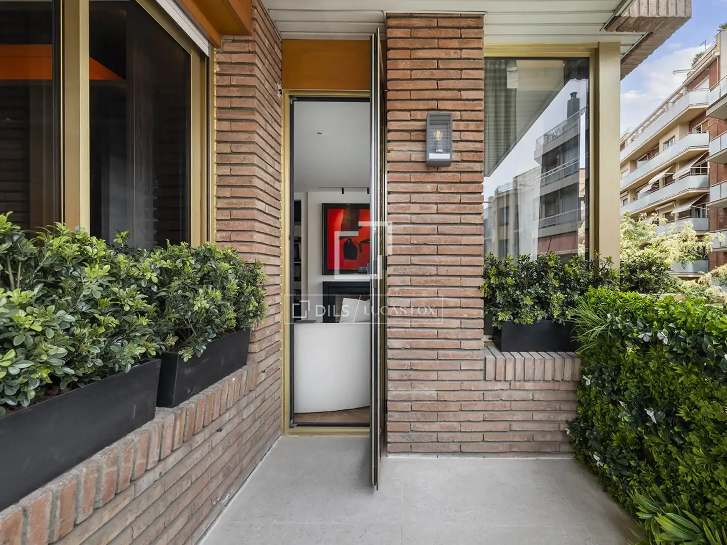 Flat for sale in Barcelona  with Air Conditioner, Heating and Parquet flooring