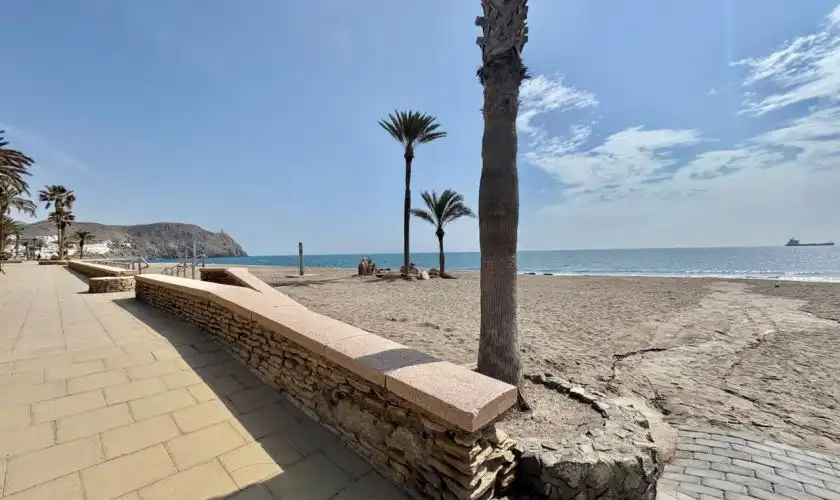 Vista exterior de Casa o xalet en venda en Carboneras amb Terrassa
